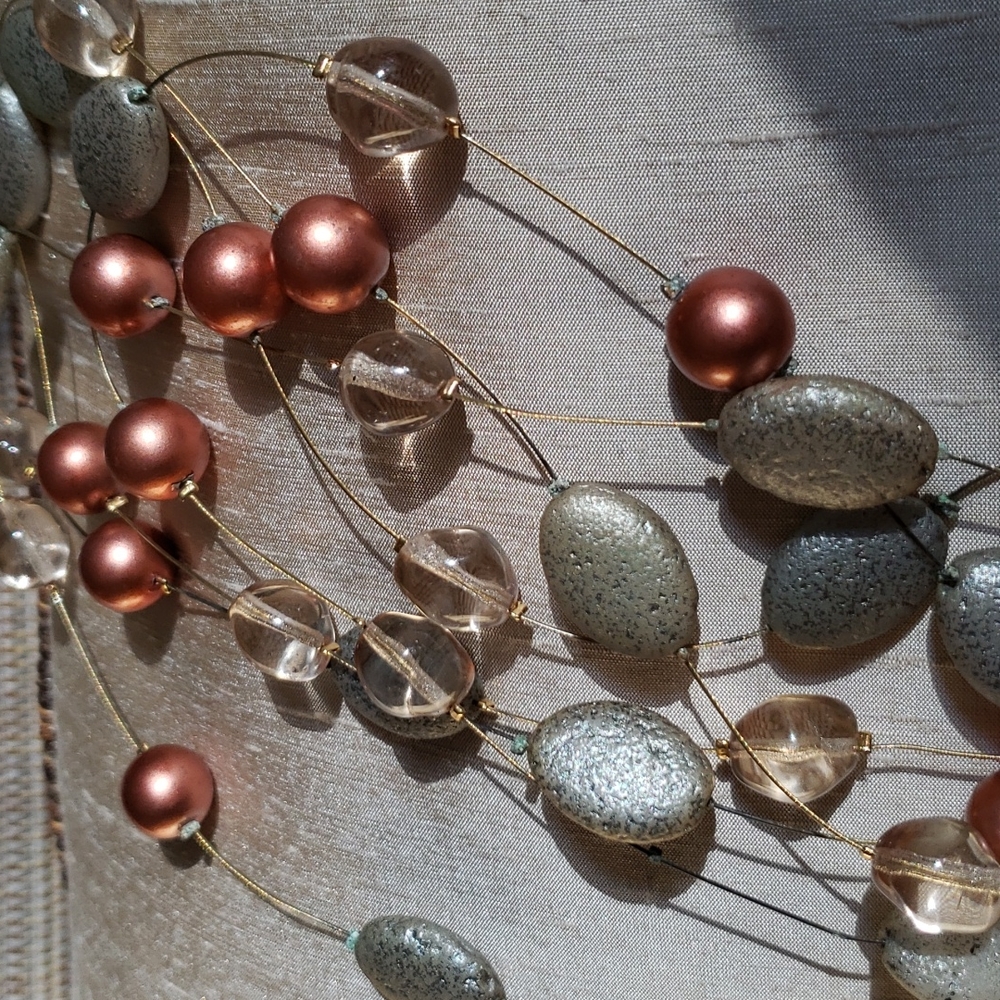 VTG Joan Rivers long Crystal+beads necklace, gray/